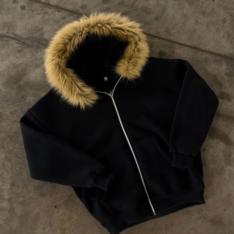 Siyah Kürklü Fermuarlı Sweatshirt