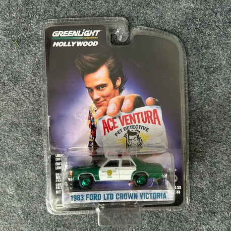 Greenlight CHASE 1983 Ford LTD Crown Victoria Limited Edition