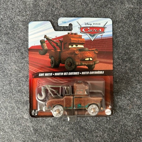 Disney Pixar Cars Cave Mater (2021)