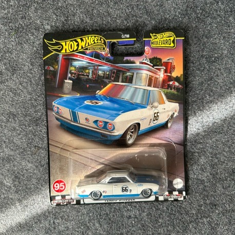 Hot Wheels '66 Chevrolet Corvair Yenko Stinger Boulevard Premium (2020)