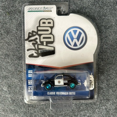 Greenlight CHASE Classic Volkswagen Beetle 1:64 (2021)