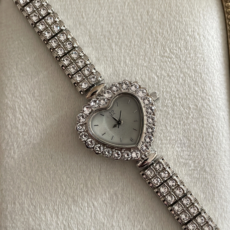 Silver Heart Taşlı Saat 