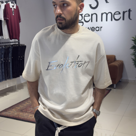 Oversize Silikon Baskı Detaylı Yıkamalı Tişört Bej
