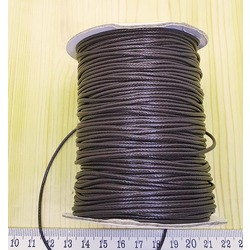 PARLAK DERİ GÖRÜNÜMLÜ KORE TAKI İPİ KALINLIK 1,5 MM KOYU KAHVERENGİ BOBİN SATIŞ 25913