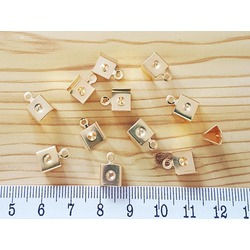 KÖŞELİ SIKMA APERESİ 7-8 MM ALTIN KAPLAMA Ürün Kodu : 25388