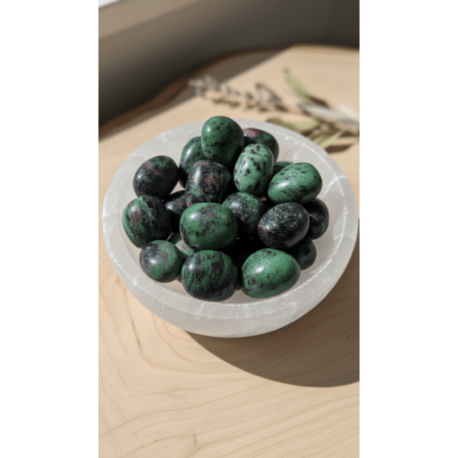 Anyolit (Yakutlu Zoisit) Doğal Taş Tamburlanmış Parça - 1. Kalite (2-2,5 cm)