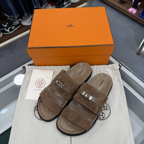 Hermès Jackson Sandal Suede Beige (Kelly Buckle)
