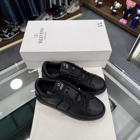 Valentino Garavani Open Sneaker in Black Leather with Rockstud