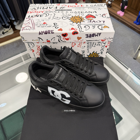 Dolce & Gabbana Portofino Sneaker in Black Leather with DG Logo
