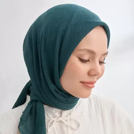 ARMANDA - 3353 Müslin Biyeli Eşarp - Zümrüt