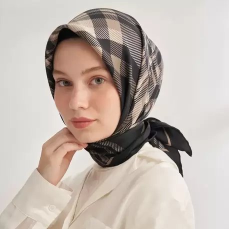 ARMANDA - 4358 Naya Desen Twill İpek Eşarp - Siyah