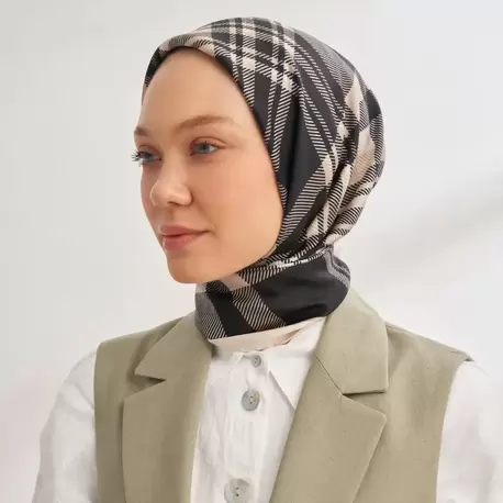 ARMANDA - 4358 Naya Desen Twill İpek Eşarp - Siyah-Krem