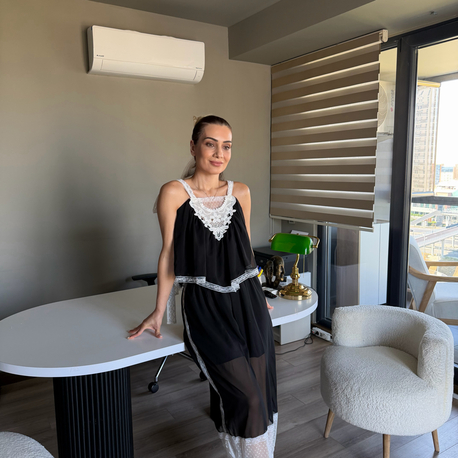 Dantel Detaylı Bluz Şalvar Pantolon Takım