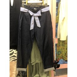 Kemeri çizgili ithal pantolon