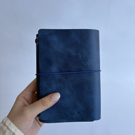 A6 Mavi Trifold
