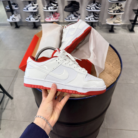 NİKE DUNK LOW