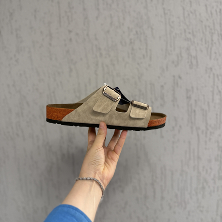 BIRKENSTOCK 