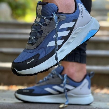 Adidas terrex