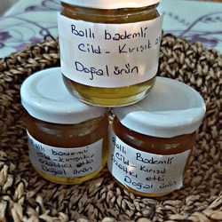 BALLI BADEMLİ KIRIŞIK AZALTICI ETKİLİ CİLT MASKESİ