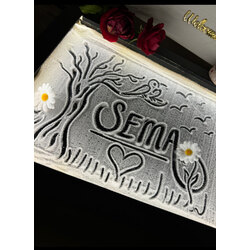 Ağaç kuş ve papatya temalı isimli video çalışması