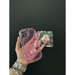 Kiraz Desenli Telefon Kılıfı (İPhone 11)