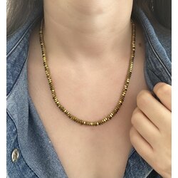 Gold Taş Detaylı Kolye