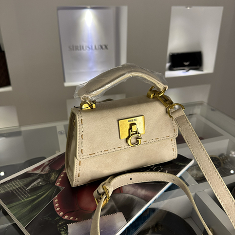 Guess NEW