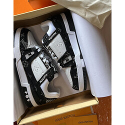 LV TRAINER BLACK•WHİTE