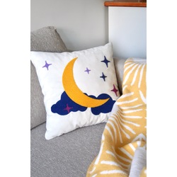 Crescent Moon Beyaz Punch Kırlent Kılıfı