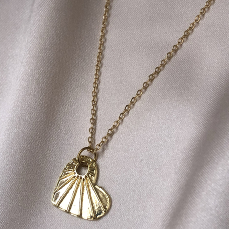 Gold kalp kolye 