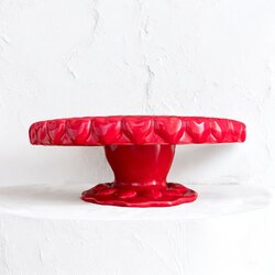 Lovebombing Red Stand