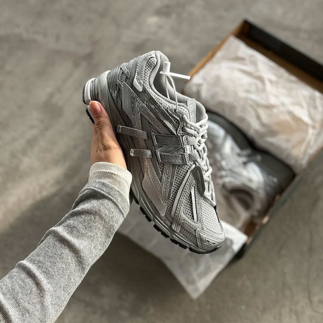 New Balance 1906A Concrete Silver Metallic