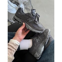 New Balance 2002r Phantom Dark Grey