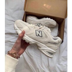 New Balance 530  Cream  Beige 