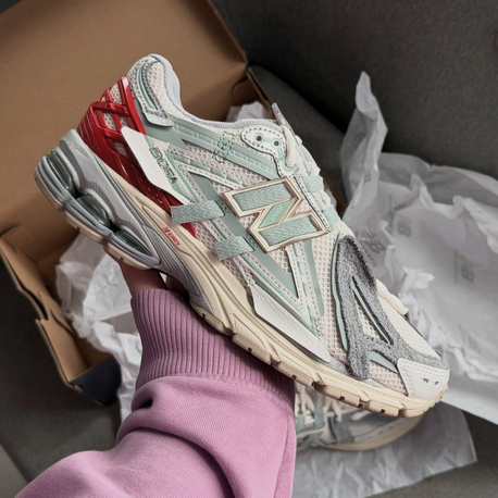 New Balance 1906A Sea Salt Lone Star Grey
