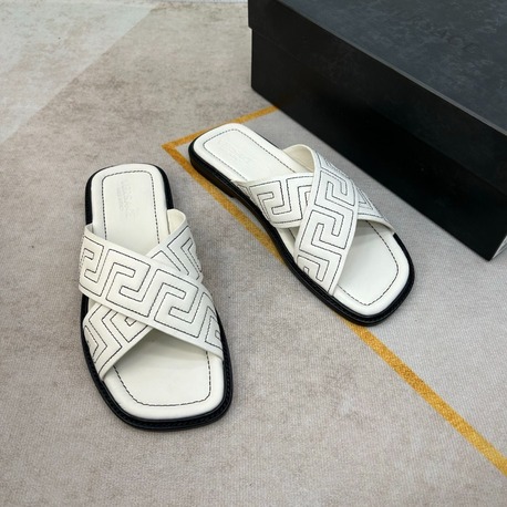 Versace 39-45