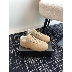 Prada 35/44