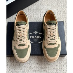 Prada 39/44