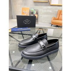 Prada 39/44