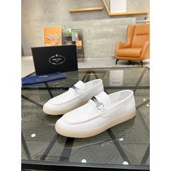 Prada 39/44