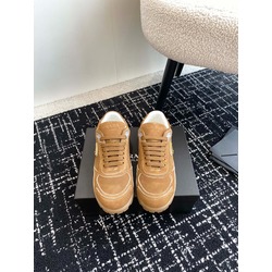 Prada 35/44
