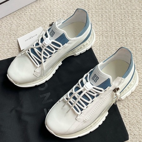 Givenchy 39/45