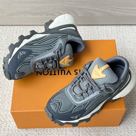 Louis Vuitton Summit Sneaker 38/45