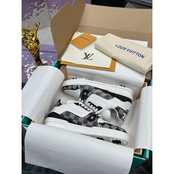 Louis Vuitton 38/46