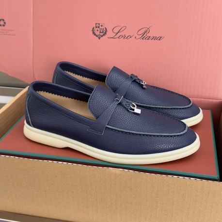 Loro Piana Summer Charms Walk 35-47