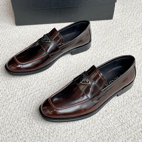 Prada 39/45