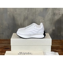 Alexander McQueen 35/45