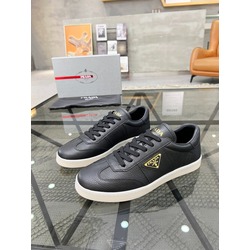Prada 39/44