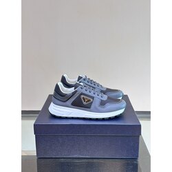 Prada 39-44