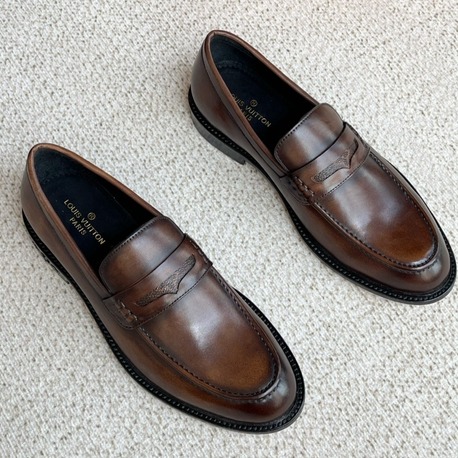 Louis Vuitton 39/45